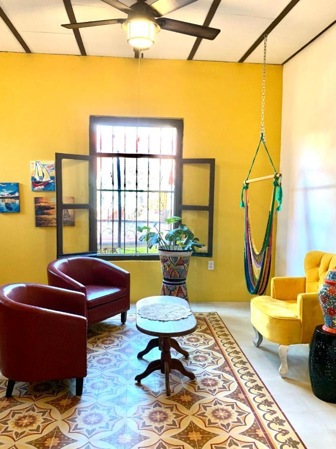 La Casa Rosal, Pool Villa แคมเปเช ภายนอก รูปภาพ